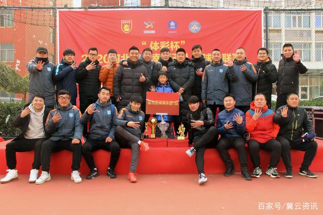 曼联面临伤病困扰，拉什福德或将担任中锋